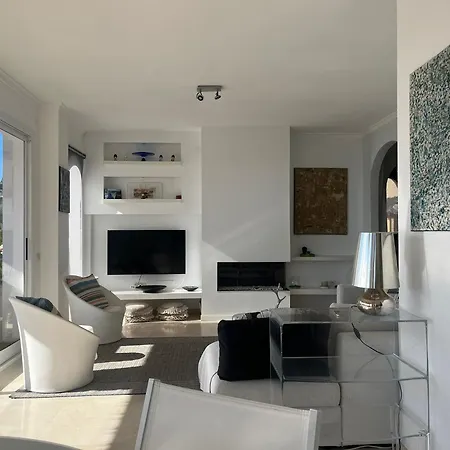 Villa Alteatitude