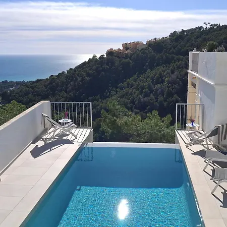 Villa Alteatitude *