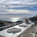 Alteatitude Villa