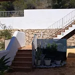 Alteatitude فيلة